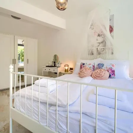 Wellness Villa- Four Bedroom With Swimming Pool Villa Grižane