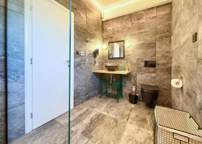 Villa Wellness Villa- Four Bedroom With Swimming Pool