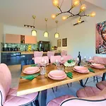 Wellness Villa- Four Bedroom With Swimming Pool *