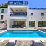 Wellness Villa- Four Bedroom With Swimming Pool Grižane