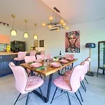 Wellness Villa- Four Bedroom With Swimming Pool