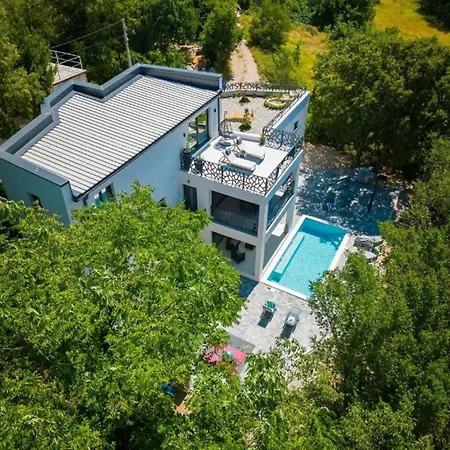 Villa Wellness Villa- Four Bedroom With Swimming Pool