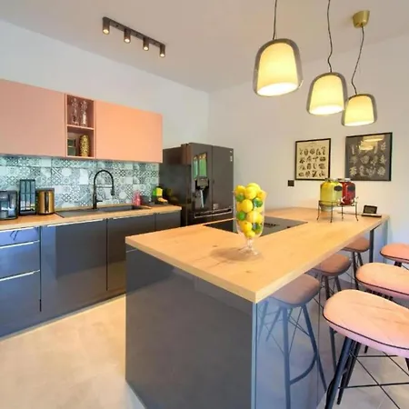 Villa Wellness Villa- Four Bedroom With Swimming Pool