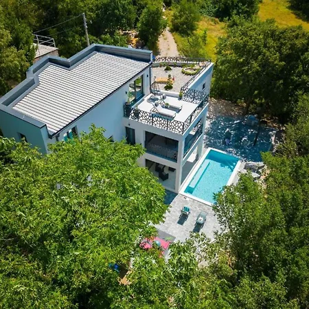 Wellness Villa- Four Bedroom With Swimming Pool Grižane