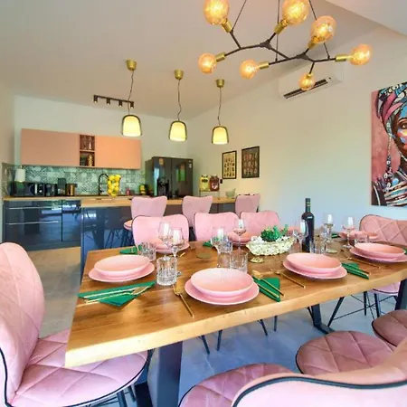 Wellness Villa- Four Bedroom With Swimming Pool Grižane